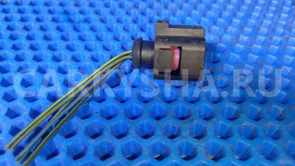 Разъем дроссельной заслонки ваг Volkswagen Tiguan оригинальный номер 1J0973713