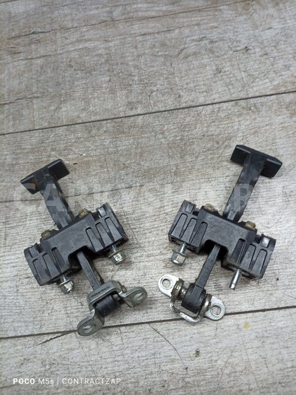 Ограничитель двери Alfa Romeo 159 I (2005—2011) Alfa Romeo 159 