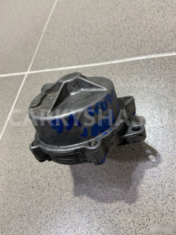 Насос вакуумный Audi A6 2000 г Audi 200 оригинальный номер 059145100B