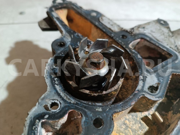 Насос водяной (помпа) Opel Corsa оригинальный номер 1334145