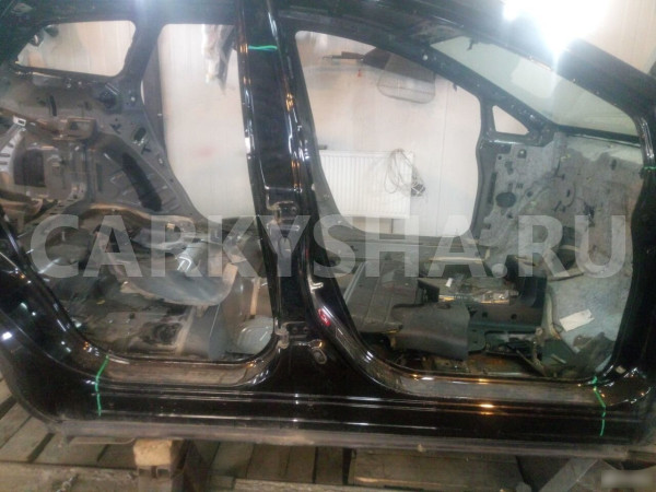 Порог со стойкой правый Mazda CX-7 Мазда Сх-7Сх-7 Mazda 2 оригинальный номер EGY170271A