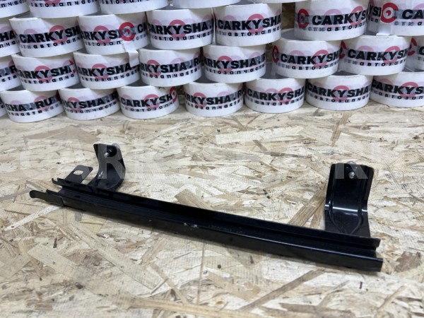 Направляющая стекла передней правой двери Jetour X50 оригинальный номер 51B31A034