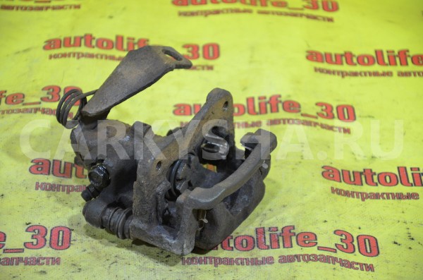 Суппорт тормозной задний правый Honda Civic 