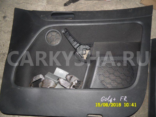 Обшивка двери Volkswagen Golf Plus II (2009—2014) Volkswagen Golf Plus 