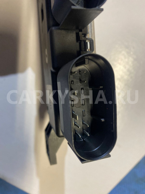 Блок управления топливным насосом Mercedes-Benz V-класс W447 рестайлинг (2019—2026) Mercedes-Benz V-classe оригинальный номер a0009008214