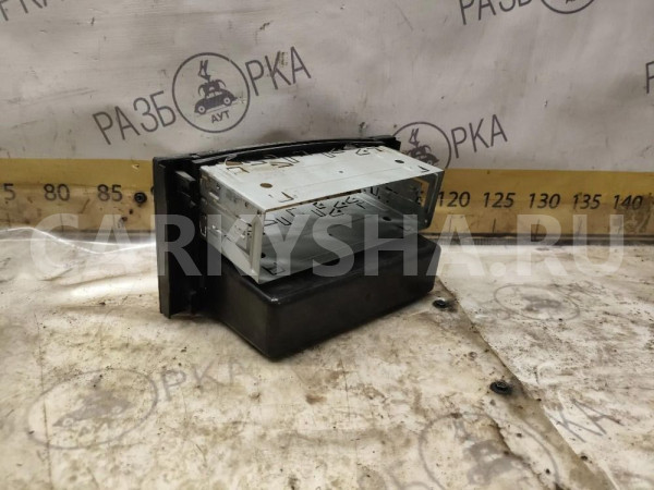 Рамка магнитолы Ford Fiesta Mk5 Ford Fiesta 