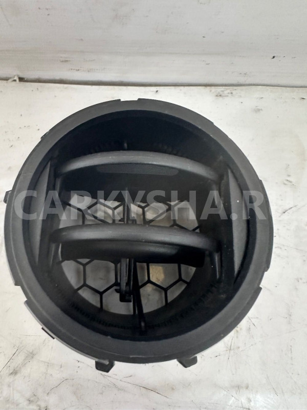 Дефлектор воздушный Toyota Yaris 2005-2012 Toyota Yaris оригинальный номер 556500D070B0