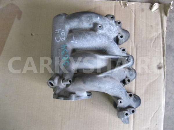 Коллектор впускной Audi A6 (C4) 1994-1997 Audi A6 оригинальный номер 048133233A