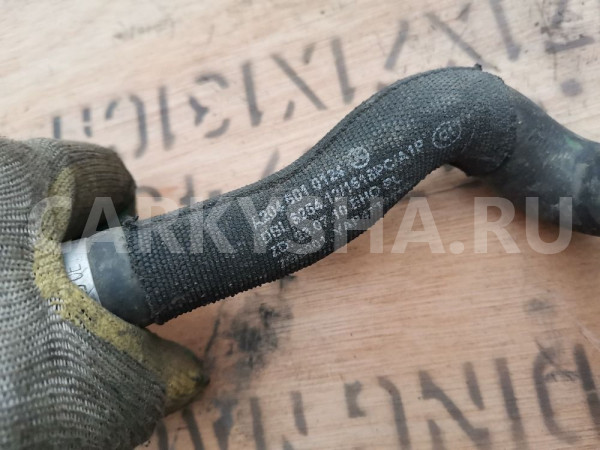 Патрубок системы охлаждения Mercedes-Benz E-класс W212/S212/C207/A207 (2009—2013) Mercedes-Benz E-klasse оригинальный номер A2045010124