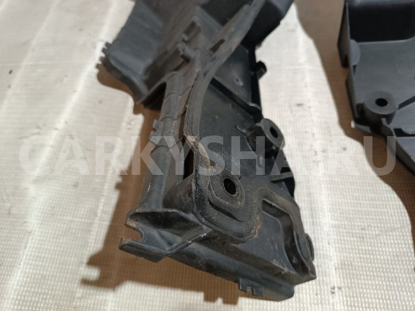 Крепление АКБ (корпус/подставка) Land Rover Range Rover 