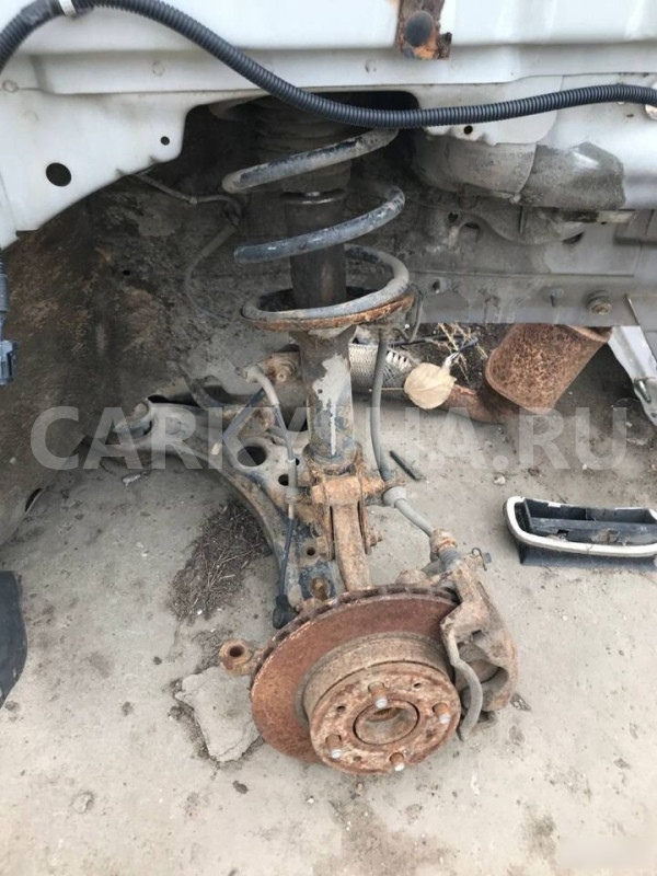 Стойка передняя правая Chevrolet Aveo T200 Chevrolet Aveo 