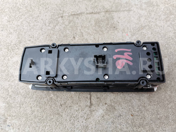 Блок управления стеклоподъемниками A2049055402 Mercedes-Benz GLK-Class 2014 X204 651.912 Mercedes-Benz CLK-klasse оригинальный номер A2049055402