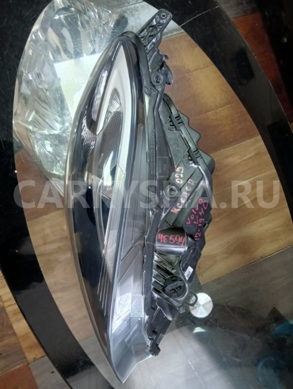 Фара ксенон Volvo V40 2012-2016 31283335, правая Volvo V40 
