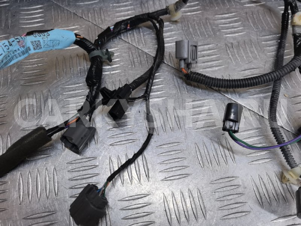 Проводка двери Honda Freed 
