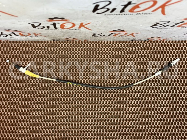 Трос наружной ручки двери BMW 5er оригинальный номер 51 21 7 297 439, 51 21 4 872 232, 51214872232, 4872232, 51 21 7 297 439, 51217297439, 7297439, 51 21 4 874 388, 51214874388, 4874388, 51 21 7 175 733, 51217175733, 7175733, 51 22 7 175 719, 51227175719, 7175719, 51 21 7 175 651, 51217175651, 7175651, 51 2