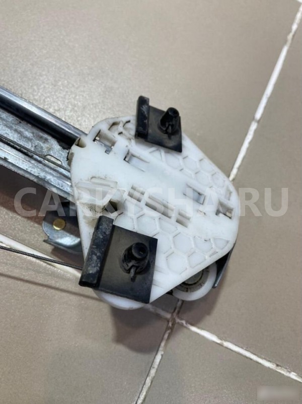 Стеклоподъемник передний правый Renault Logan Renault 20 оригинальный номер 400727D