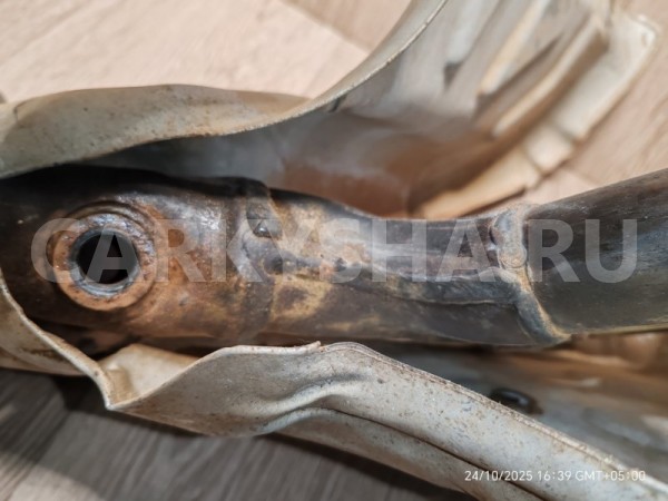 Выпускной коллектор Nissan Terrano 2018 1400200Q0B F4R Nissan Terrano 