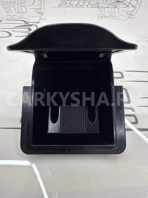 Пепельница Mitsubishi Lancer 9 CS3A 1.6 (4G18) Mitsubishi Lancer 