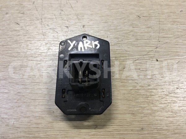 Резистор отопителя Toyota Yaris II Хэтчбек 5 дв. оригинальный номер 87138-0K090