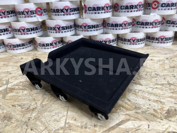 Ящик для хранения Jetour Dashing оригинальный номер F16-5305110DA