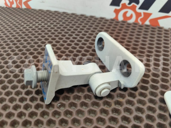 Петли двери BMW X3 оригинальный номер 41 51 7 420 089, 41 51 7 420 089, 41517420089, 7420089, 41 51 7 420 093, 41517420093, 7420093