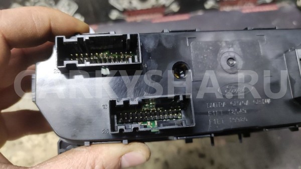 Блок управления климат контролем Форд Фокус 3 Ford Focus оригинальный номер F1ET18C612BF