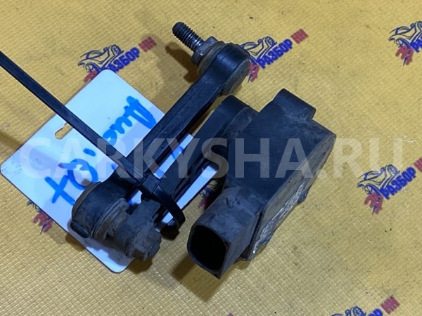 Датчик уровня подвески задний Audi Q7 7L0616571D Audi 200 оригинальный номер 7L0616571D