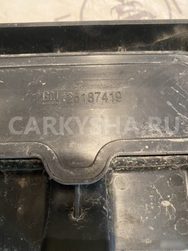 Декоративная крышка двигателя Chevrolet Cobalt L2C Daewoo Gentra оригинальный номер 25187419