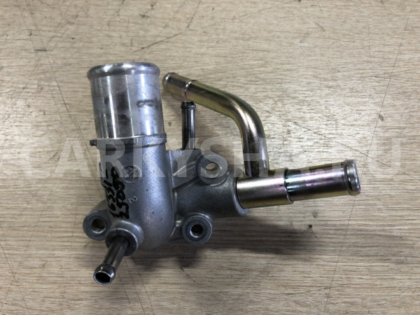 Патрубок водяной Toyota Camry VIII (XV70) Рестайлинг – седан оригинальный номер 16331-25050