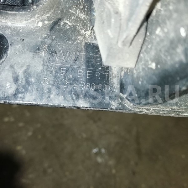 Крючок капота Mercedes-Benz GL-класс X164 рестайлинг (2009—2012) Mercedes-Benz G-klasse оригинальный номер a2198800064