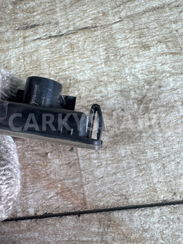 Лампа плафон подсветки номера Cherokee WK2 Jeep Cherokee оригинальный номер 68225282AA