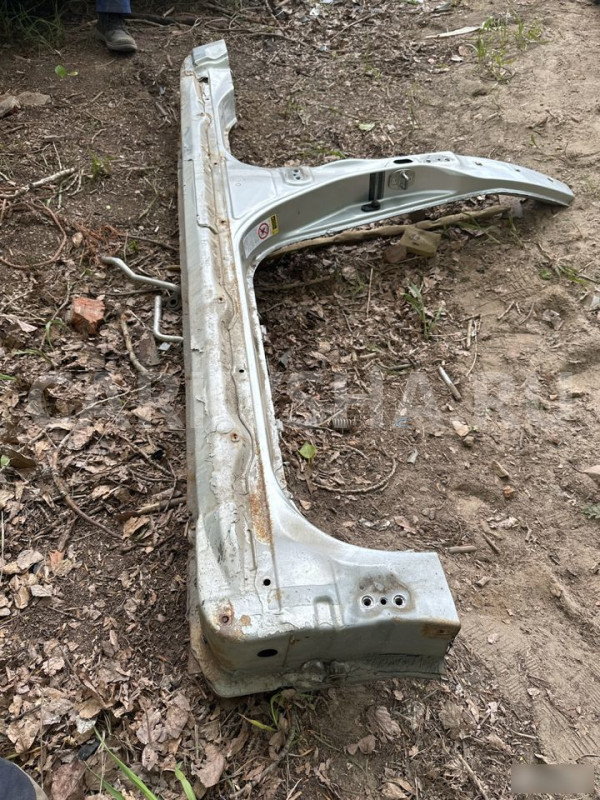 Порог правый Toyota Avensis T250 Toyota Avensis 