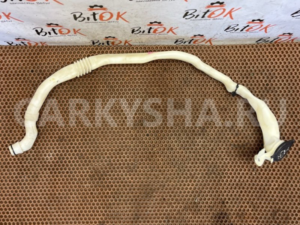 Горловина бачка стеклоомывателя BMW 5er оригинальный номер 61 66 7 203 270, 61 66 7 203 270, 61667203270, 7203270