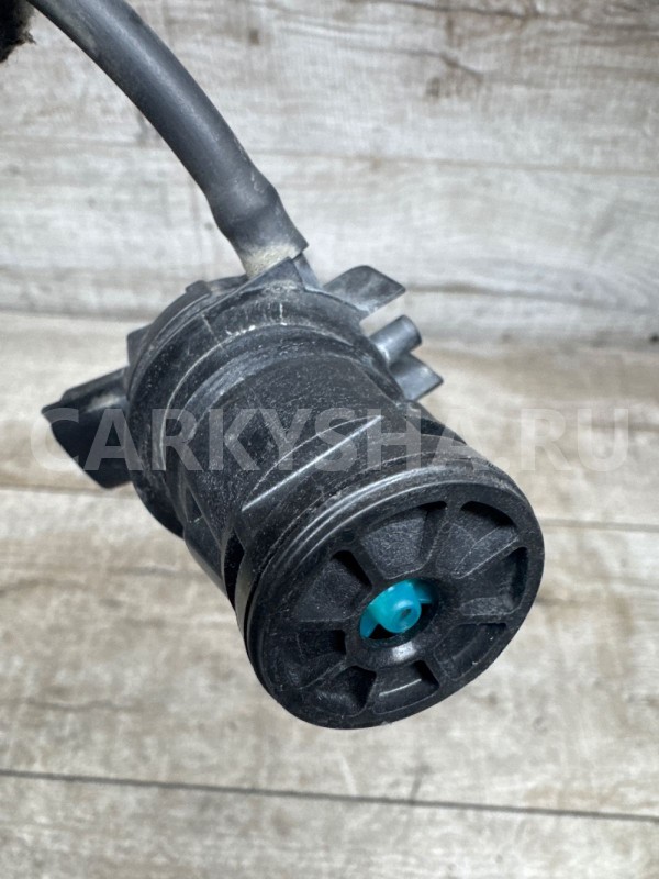 Насос бачка омывателя Suzuki Kizashi Suzuki Kizashi оригинальный номер 3841071L10