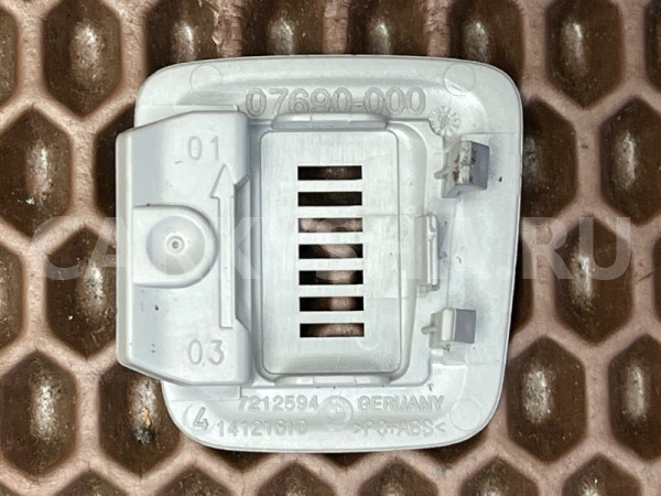 Накладка микрофона BMW 5er оригинальный номер 51 44 7 230 894, 51 44 7 230 894, 51447230894, 7230894, 51 44 7 230 896, 51447230896, 7230896, 7212594, 7 212 594