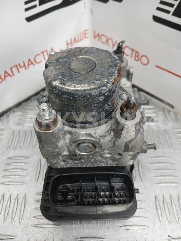 Блок управления ABS Toyota Ipsum 