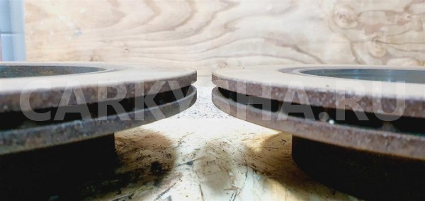 Тормозные диски зад комплект  BMW E46 BMW 3er 