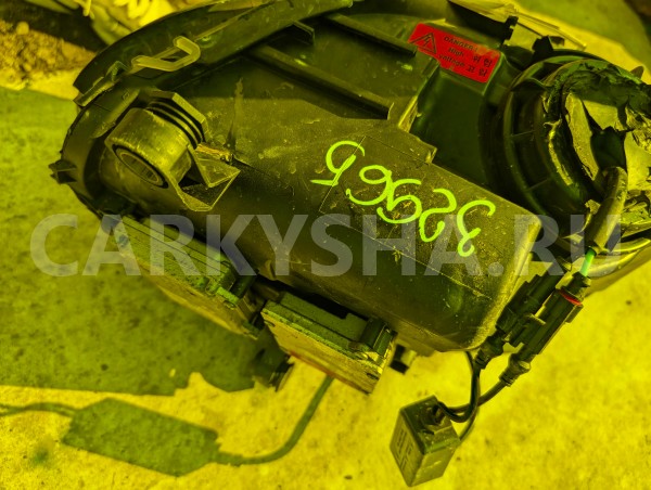 Фара Mercedes-Benz R-klasse 