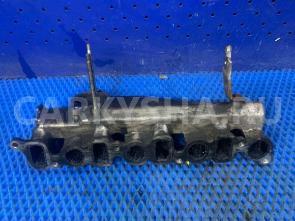 Впускной коллектор Toyota Hiace XH10 2.5 2KD Toyota HiAce