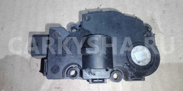 Моторчик заслонки отопителя Mercedes-Benz M-класс W166 (2011—2015) Mercedes-Benz M-klasse оригинальный номер A1669060008