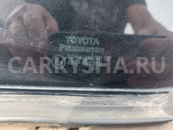 Форточка задней левой двери Toyota Avensis T270 Toyota Avensis оригинальный номер 6812405090