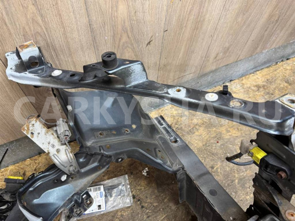 Кронштейн фар правый Toyota RAV 4 2006-2013 Toyota RAV 4 оригинальный номер 5320242010