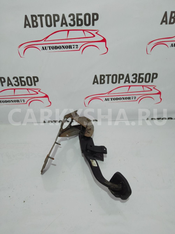 Подушка двигателя задняя Mazda 3 BL Mazda 2 оригинальный номер BBM2-43-300E