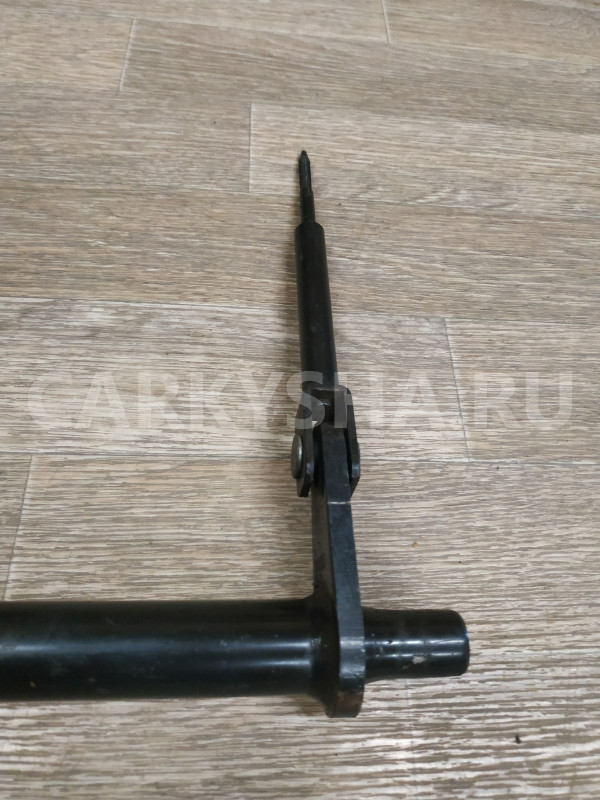 Кронштейн (сопут. товар) Ford Mondeo оригинальный номер 1323105