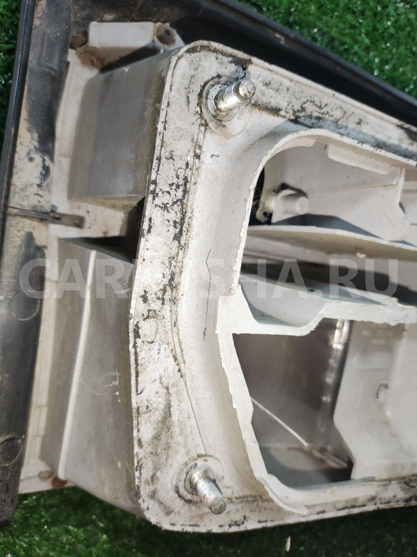 Фонарь задний правый  Mitsubishi Galant VI Mitsubishi Galant оригинальный номер 0438529
