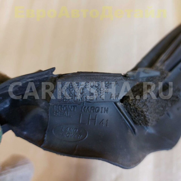 Уплотнитель передней двери Range Rover Sport L494 Land Rover Range Rover 