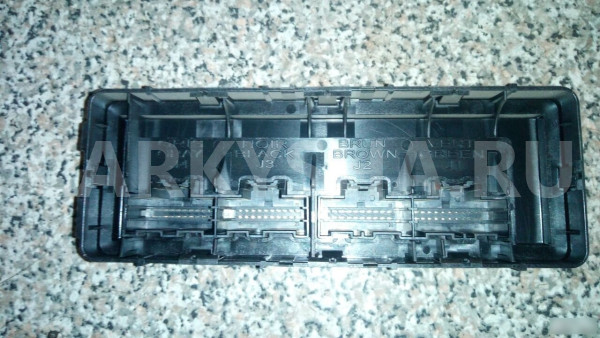 Блок управления отопителем кондиционером Круз Chevrolet Cruze оригинальный номер 13585640