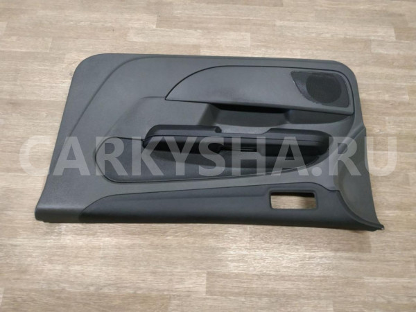 Обшивка двери передней правой Ford Focus оригинальный номер 1548844