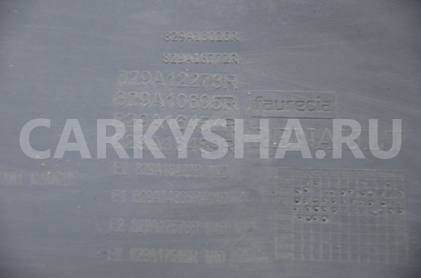 Обшивка двери задней левой Toyota Auris 