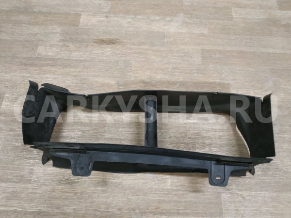 Воздуховод радиатора нижний Ford Focus 